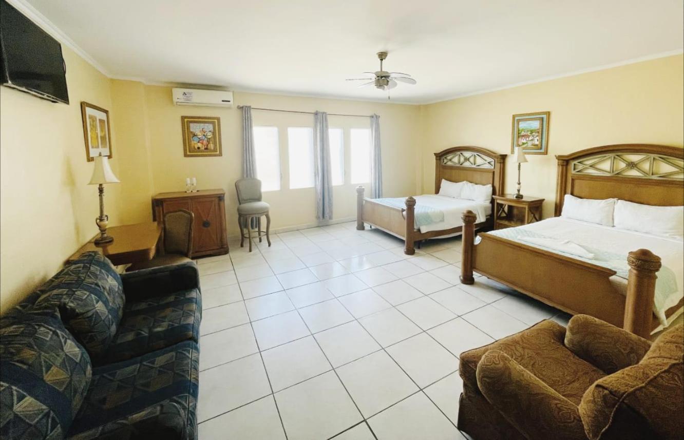 Hotel Carnaval Λα Σέιμπα Εξωτερικό φωτογραφία