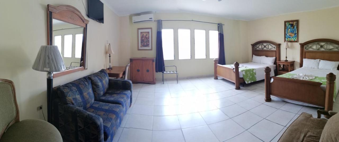 Hotel Carnaval Λα Σέιμπα Εξωτερικό φωτογραφία